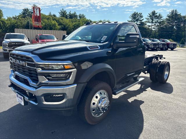 2026 RAM 5500 Chassis RAM 5500 TRADESMAN CHASSIS REGULAR CAB 4X4 60 CA