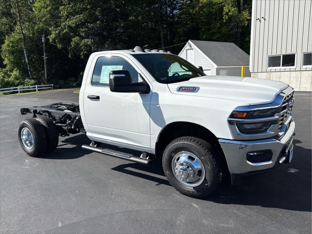2026 RAM 3500 Chassis RAM 3500 TRADESMAN CHASSIS REGULAR CAB 4X4 60 CA