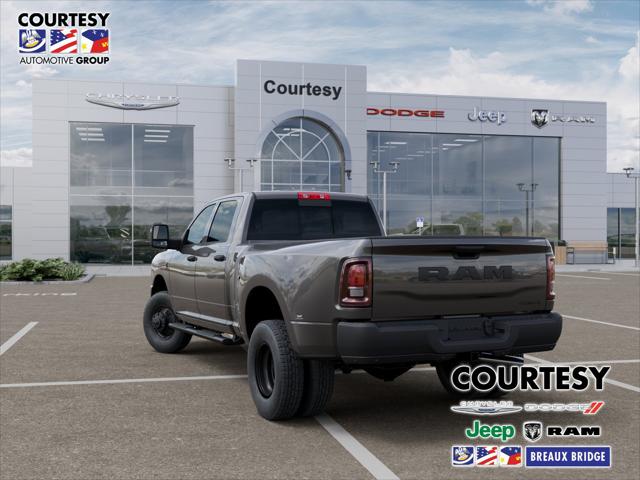 2026 RAM Ram 3500 RAM 3500 TRADESMAN CREW CAB 4X4 8 BOX
