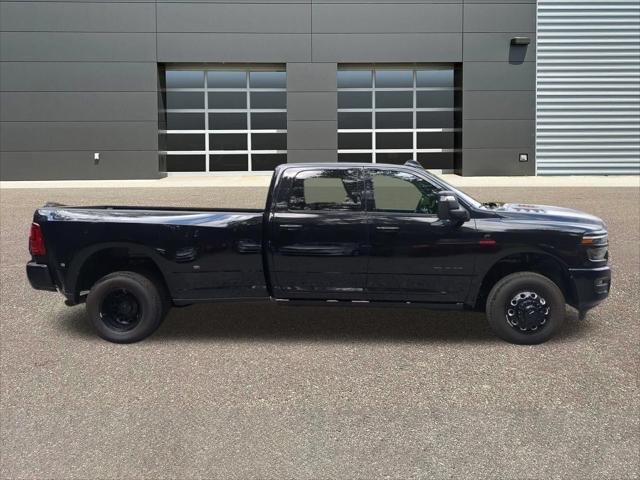 2026 RAM Ram 3500 RAM 3500 LARAMIE CREW CAB 4X4 8 BOX