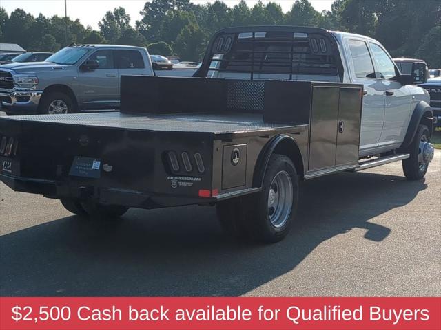 2026 RAM 5500 Chassis RAM 5500 TRADESMAN CHASSIS CREW CAB 4X4 84 CA