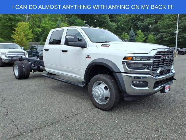 2026 RAM 5500 Chassis RAM 5500 TRADESMAN CHASSIS CREW CAB 4X4 84 CA