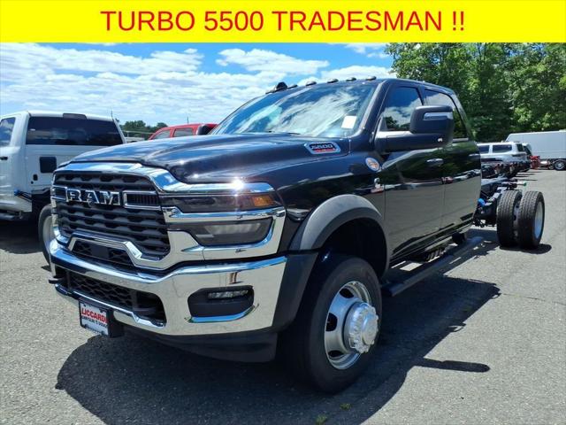 2026 RAM 5500 Chassis RAM 5500 TRADESMAN CHASSIS CREW CAB 4X4 84 CA