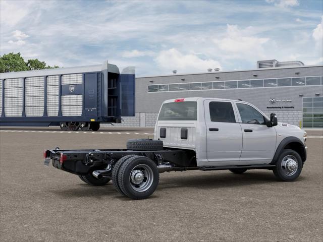 2026 RAM Ram 5500 Chassis Cab RAM 5500 TRADESMAN CHASSIS CREW CAB 4X4 60 CA
