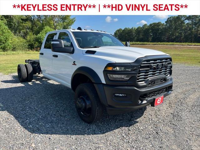 2026 RAM Ram 5500 Chassis Cab RAM 5500 TRADESMAN CHASSIS CREW CAB 4X4 84 CA