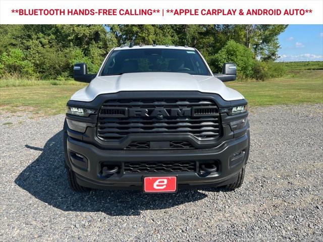2026 RAM Ram 5500 Chassis Cab RAM 5500 TRADESMAN CHASSIS CREW CAB 4X4 84 CA