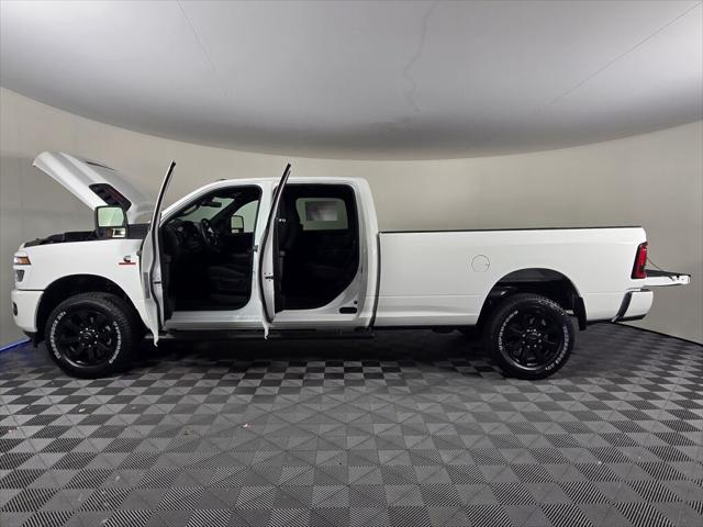 2026 Ram 2500 Black Express Crew Cab 4x4 8" Box