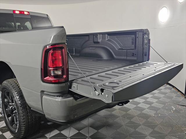 2026 Ram 2500 Black Express Crew Cab 4x4 8" Box