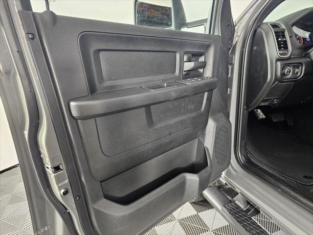 2026 Ram 2500 Black Express Crew Cab 4x4 8" Box