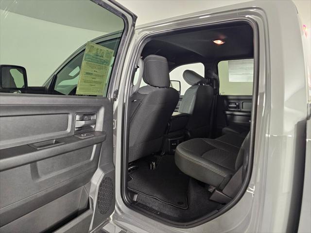 2026 Ram 2500 Black Express Crew Cab 4x4 8" Box