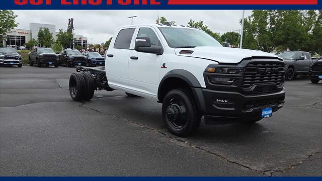 2026 RAM 5500 Chassis RAM 5500 TRADESMAN CHASSIS CREW CAB 4X4 60 CA