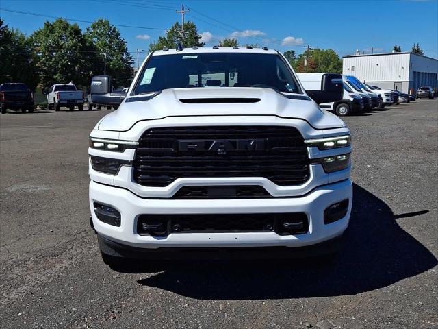 2026 RAM Ram 3500 RAM 3500 LIMITED CREW CAB 4X4 8 BOX 2026 RAM Ram 3500 RAM 3500 LIMITED CREW CAB 4X4 8 BOX