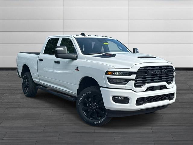 2026 RAM Ram 2500 RAM 2500 BLACK EXPRESS CREW CAB 4X4 64 BOX