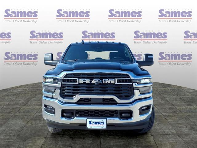 2026 RAM Ram 3500 RAM 3500 TRADESMAN CREW CAB 4X4 8 BOX