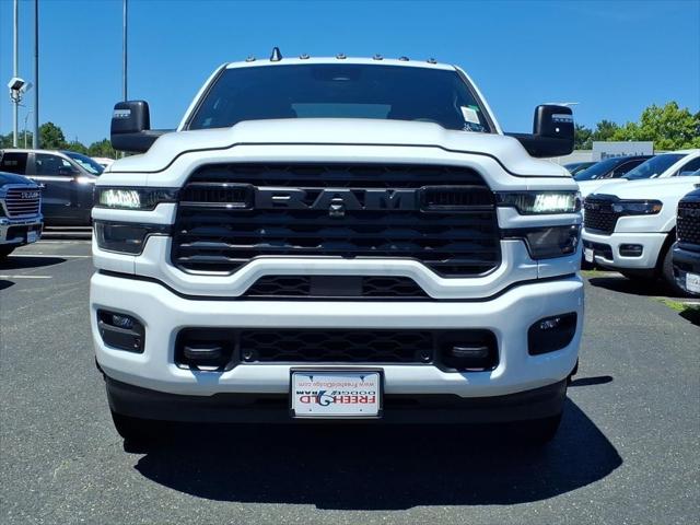 2026 RAM 3500 RAM 3500 BIG HORN CREW CAB 4X4 8 BOX