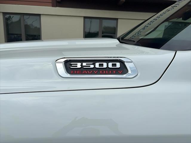 2026 Ram 3500 Tradesman Regular Cab 4x4 8 Box