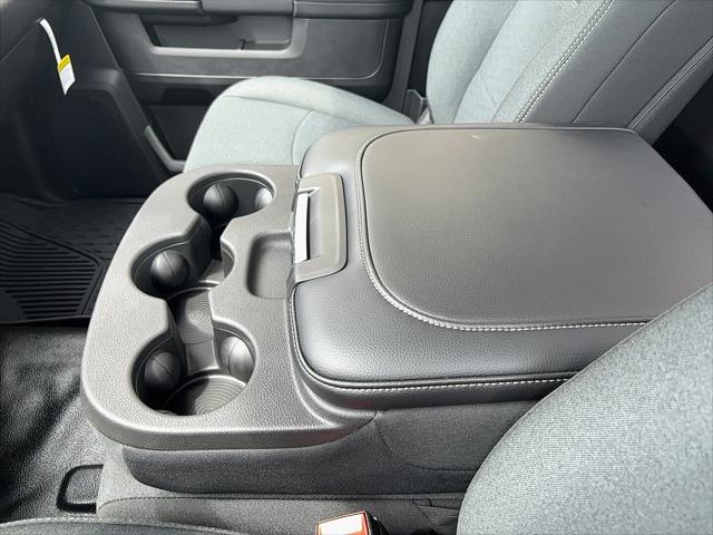 2026 Ram 3500 Tradesman Regular Cab 4x4 8 Box