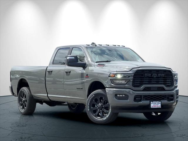 2026 Ram 3500 Big Horn Crew Cab 4x4 8' Box