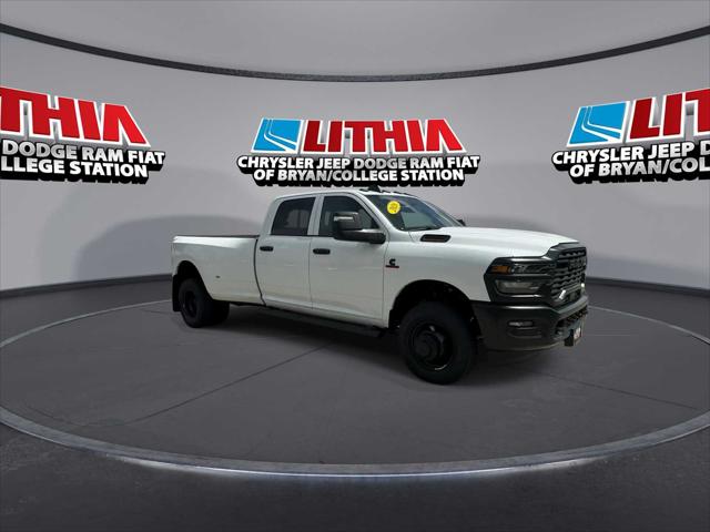 2026 RAM Ram 3500 RAM 3500 TRADESMAN CREW CAB 4X4 8 BOX