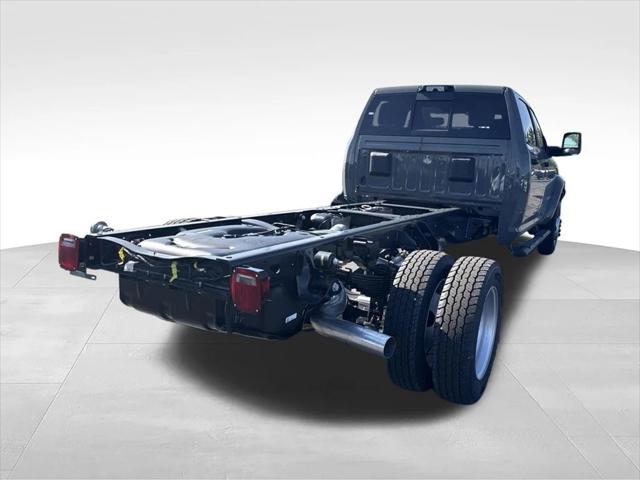 2026 RAM Ram 5500 Chassis Cab RAM 5500 BIG HORN CHASSIS CREW CAB 4X4 84 CA