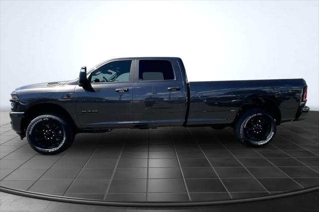 2026 RAM 3500 RAM 3500 BIG HORN CREW CAB 4X4 8 BOX