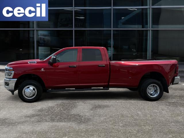 2026 RAM Ram 3500 RAM 3500 TRADESMAN CREW CAB 4X4 8 BOX