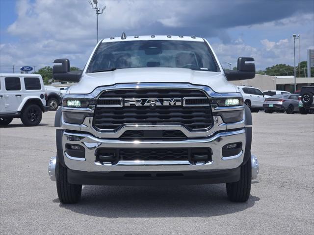 2026 RAM Ram 5500 Chassis Cab RAM 5500 TRADESMAN CHASSIS CREW CAB 4X4 84 CA