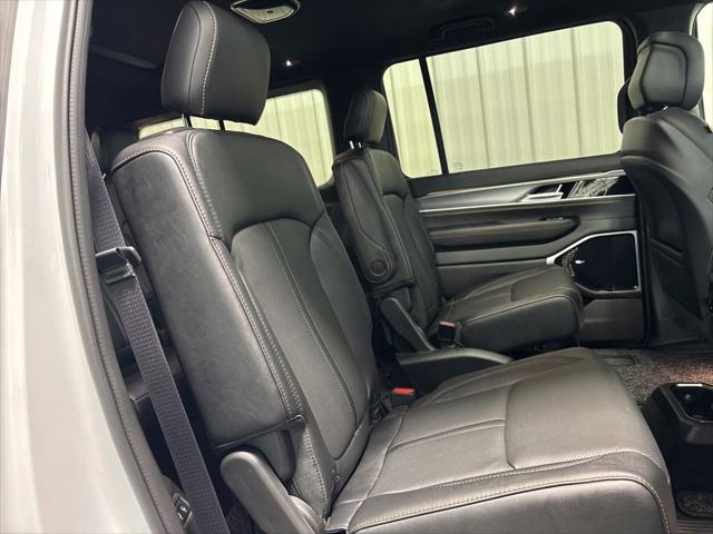 2026 Jeep Grand Wagoneer 4x4
