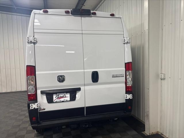 2026 Ram ProMaster Cargo Van Tradesman High Roof 136" WB w/Pass Seat