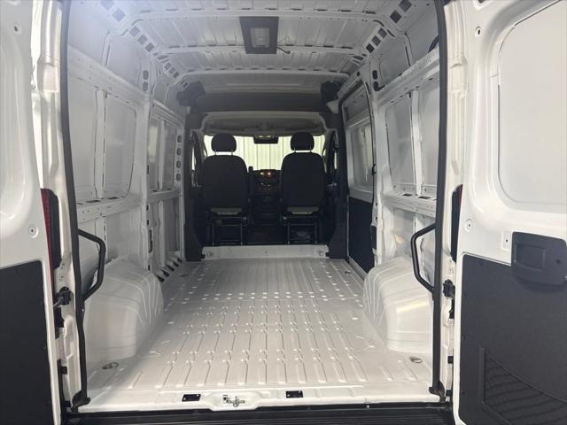 2026 Ram ProMaster Cargo Van Tradesman High Roof 136" WB w/Pass Seat