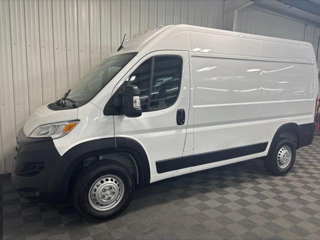 2026 Ram ProMaster Cargo Van Tradesman High Roof 136" WB w/Pass Seat