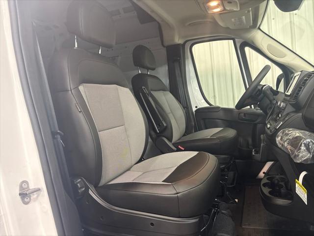 2026 Ram ProMaster Cargo Van Tradesman High Roof 136" WB w/Pass Seat