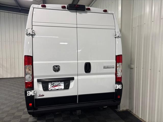 2026 Ram ProMaster 2500 Cargo Van Tradesman High Roof 159 WB w/Pass Seat