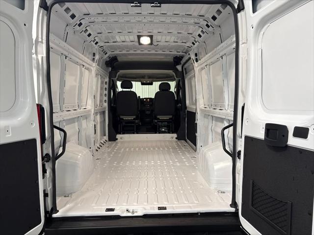 2026 Ram ProMaster 2500 Cargo Van Tradesman High Roof 159 WB w/Pass Seat