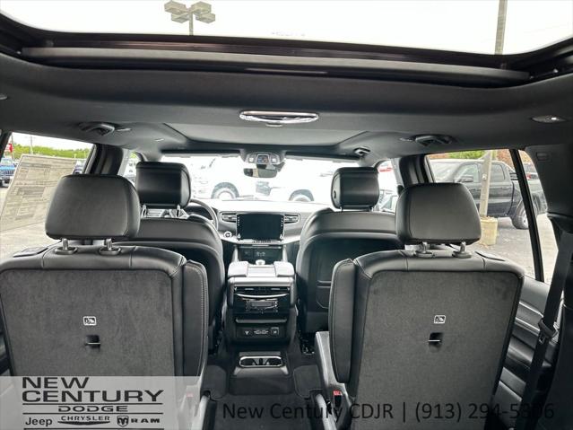 2026 Jeep Grand Wagoneer Limited Altitude 4x4
