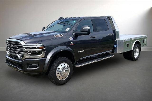 2026 RAM 5500 Chassis RAM 5500 BIG HORN CHASSIS CREW CAB 4X4 60 CA