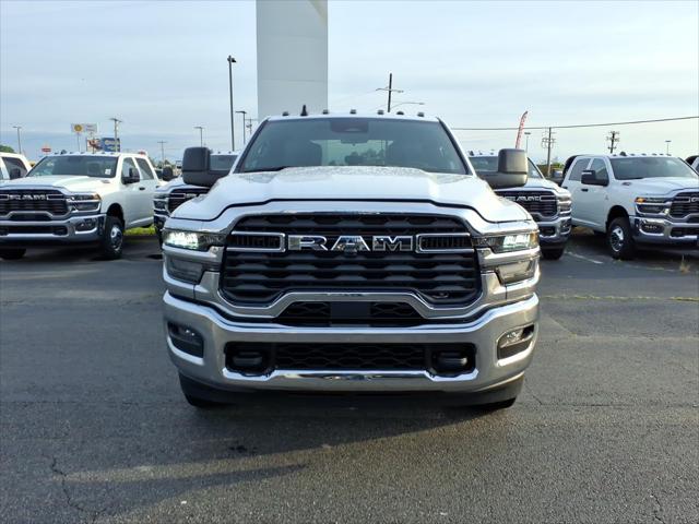 2026 RAM Ram 3500 RAM 3500 TRADESMAN CREW CAB 4X4 8 BOX
