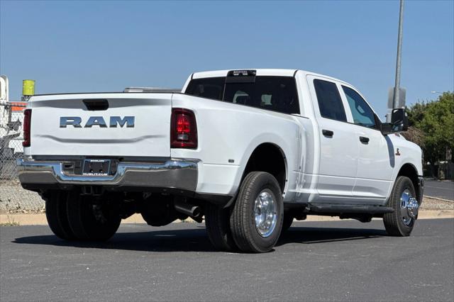 2026 RAM Ram 3500 RAM 3500 TRADESMAN CREW CAB 4X2 8 BOX