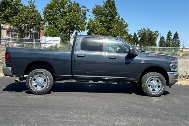 2026 RAM Ram 3500 RAM 3500 TRADESMAN CREW CAB 4X4 64 BOX