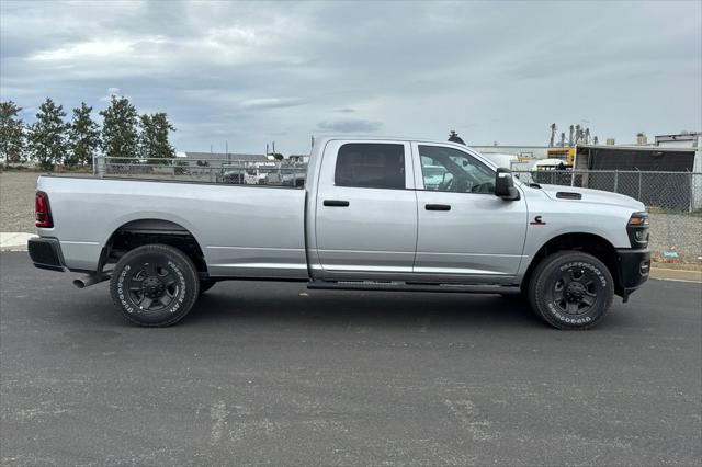 2026 RAM Ram 3500 RAM 3500 TRADESMAN CREW CAB 4X4 8 BOX
