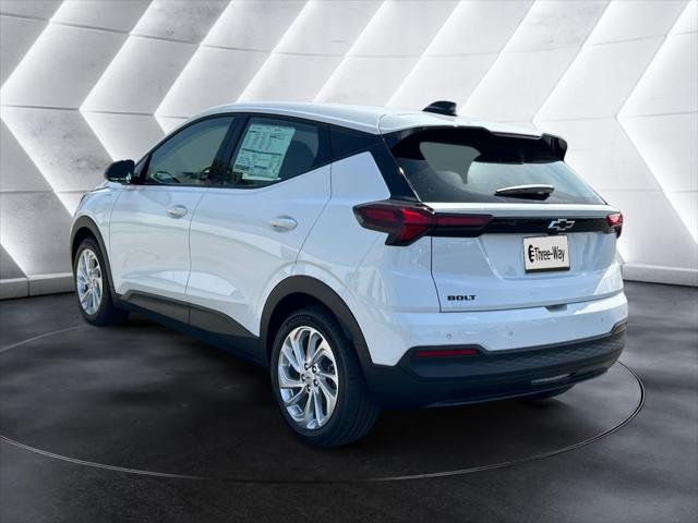 2027 Chevrolet Bolt LT FWD