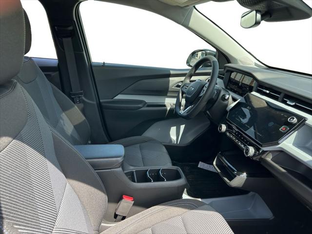 2027 Chevrolet Bolt LT FWD