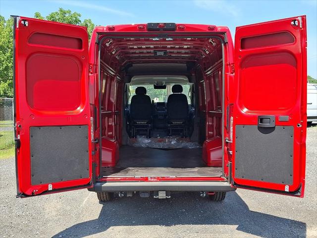 2026 Ram ProMaster Cargo Van Tradesman High Roof 159 WB EXT w/Pass Seat