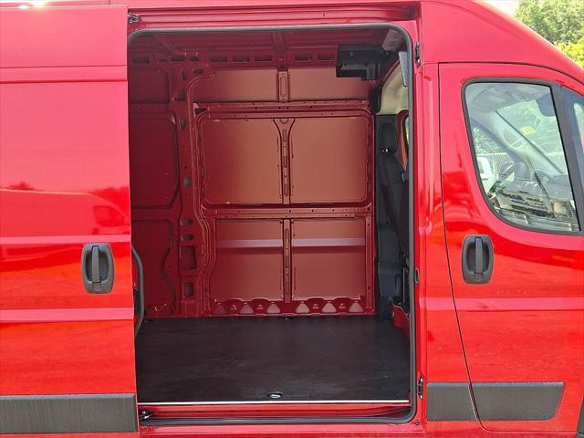 2026 Ram ProMaster Cargo Van Tradesman High Roof 159 WB EXT w/Pass Seat