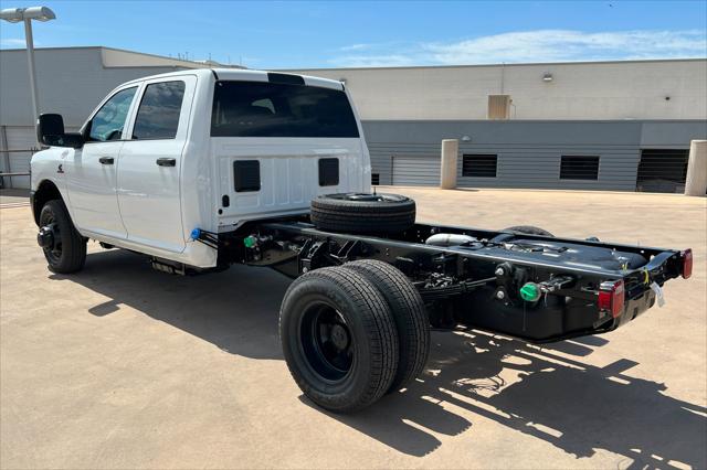 2026 RAM Ram 3500 Chassis Cab RAM 3500 TRADESMAN CREW CAB CHASSIS 4X4 60 CA
