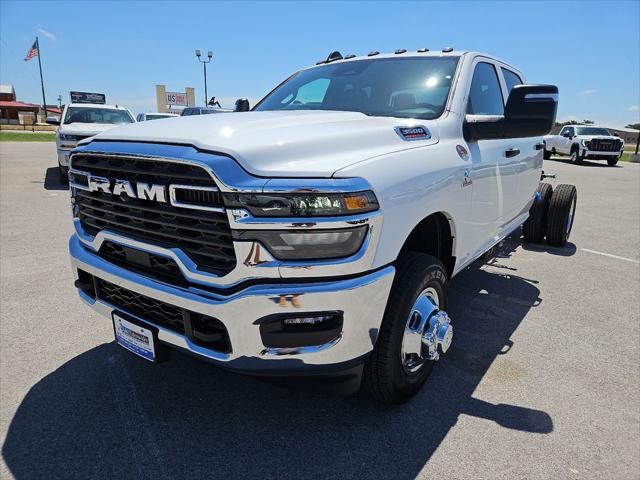 2026 RAM 3500 Chassis RAM 3500 TRADESMAN CREW CAB CHASSIS 4X4 60 CA