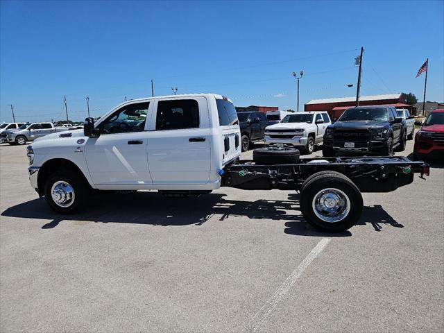 2026 RAM 3500 Chassis RAM 3500 TRADESMAN CREW CAB CHASSIS 4X4 60 CA