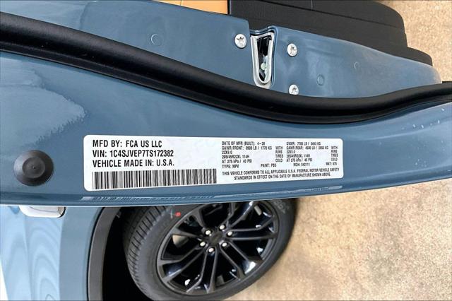 2026 Jeep Grand Wagoneer Summit Reserve 4x4