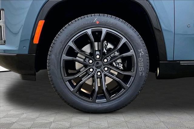 2026 Jeep Grand Wagoneer Summit Reserve 4x4