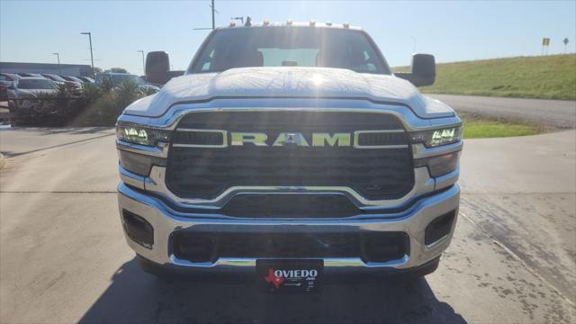 2026 RAM Ram 3500 RAM 3500 TRADESMAN CREW CAB 4X4 8 BOX